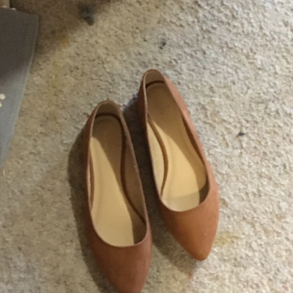 Old Navy Brown Flats